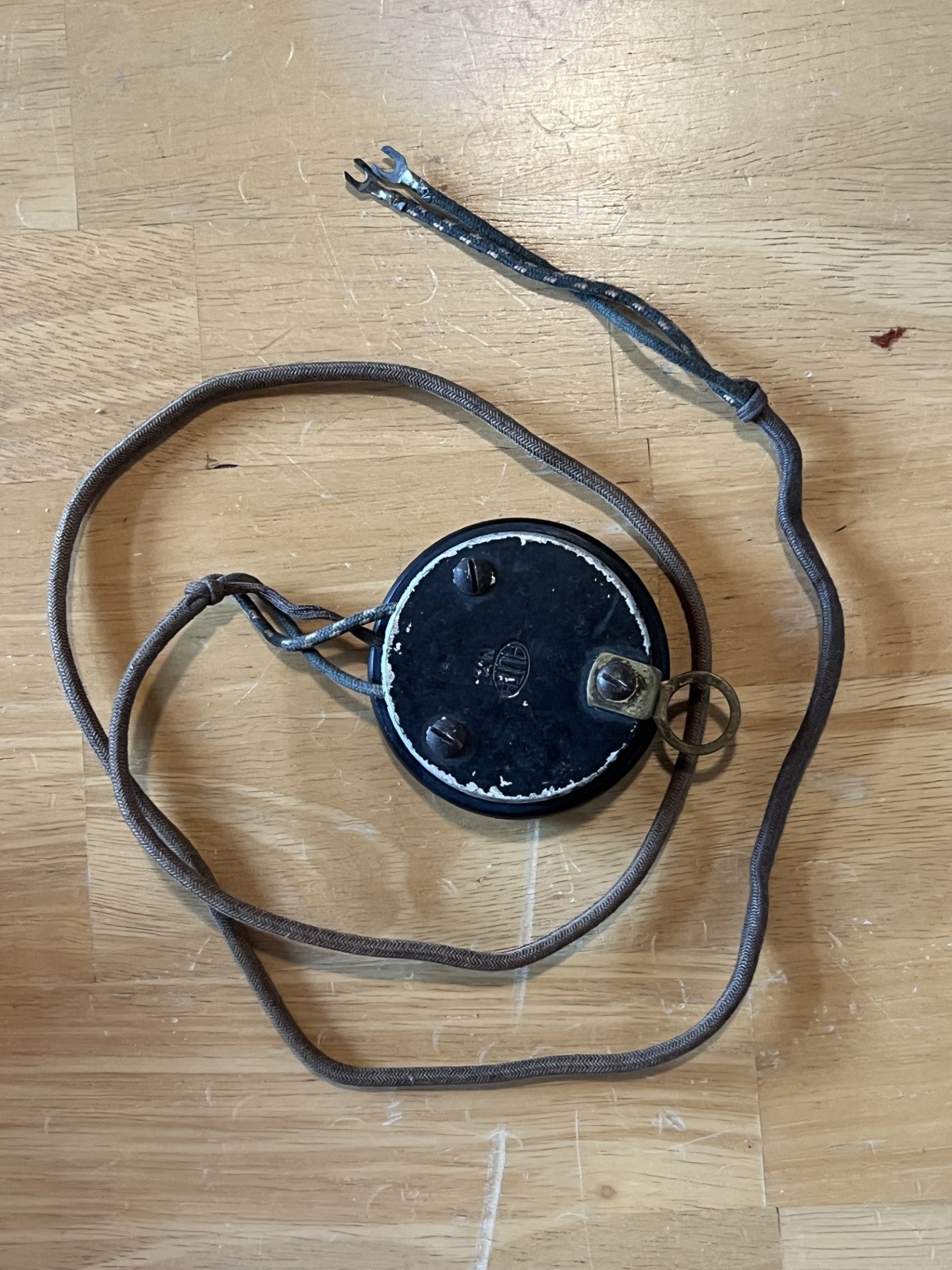 AUTH N.Y. Watch Case Receiver