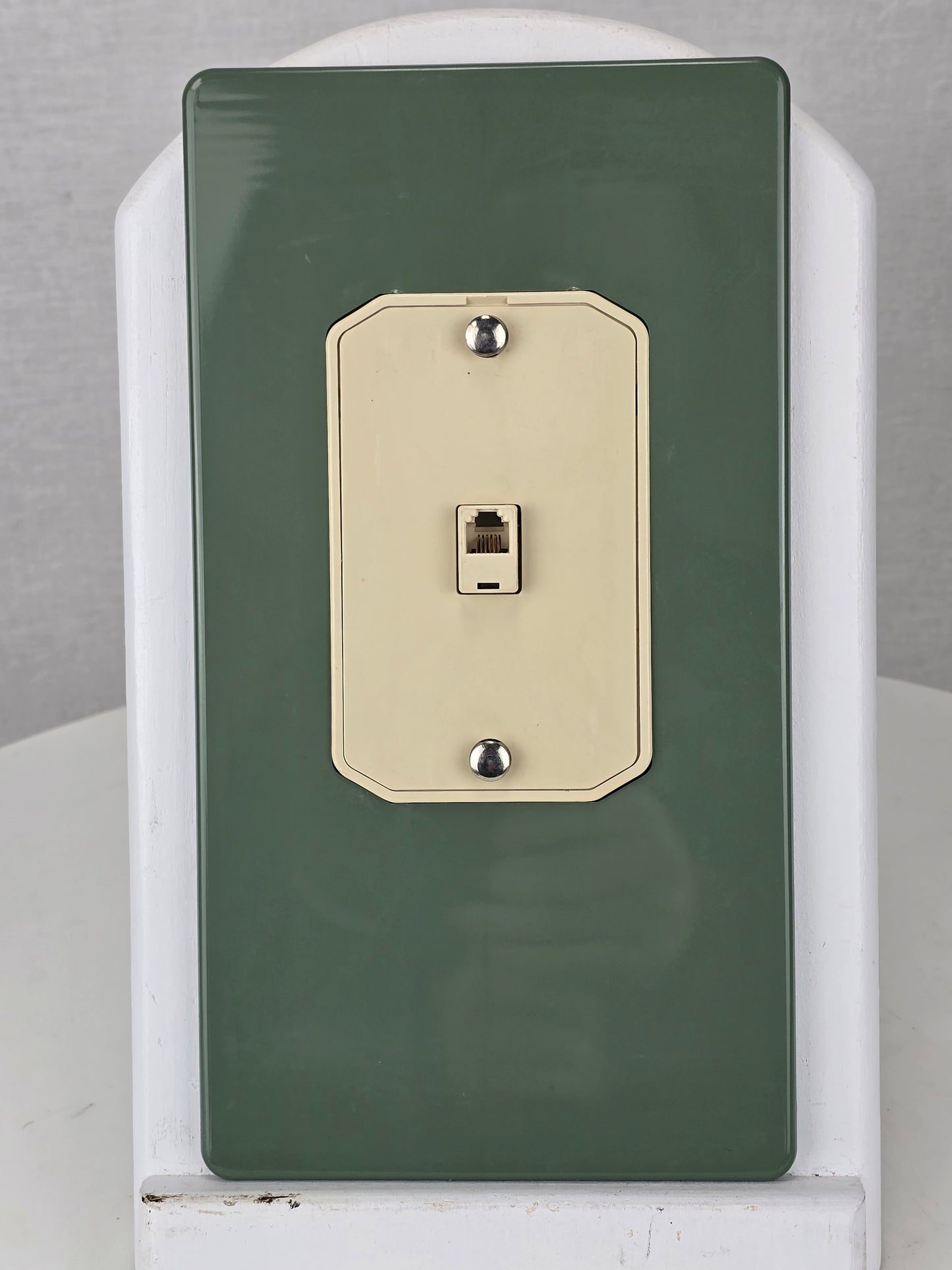 Surround for 630a Modular Wall Jack