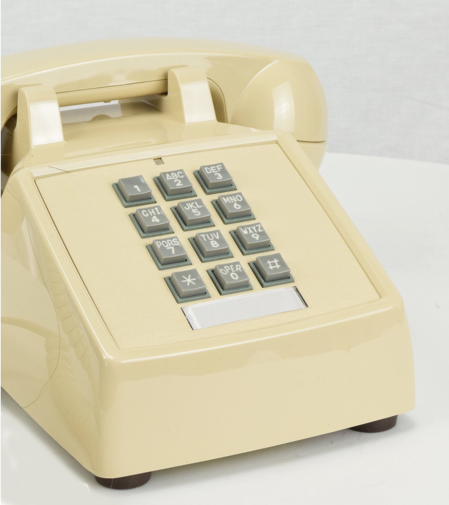 2500 Armored Desk Phone