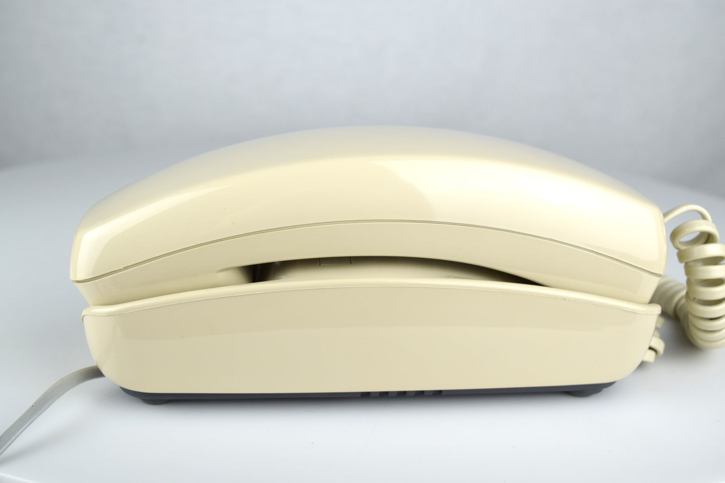 Trimline Touch Tone Wall Phone - Ivory