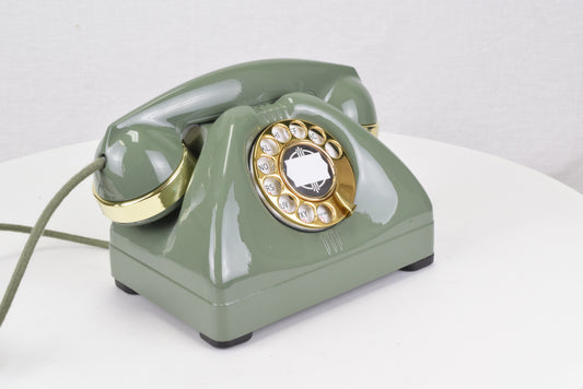 Connecticut - TP-6-A - Moss Green with Brass Trim