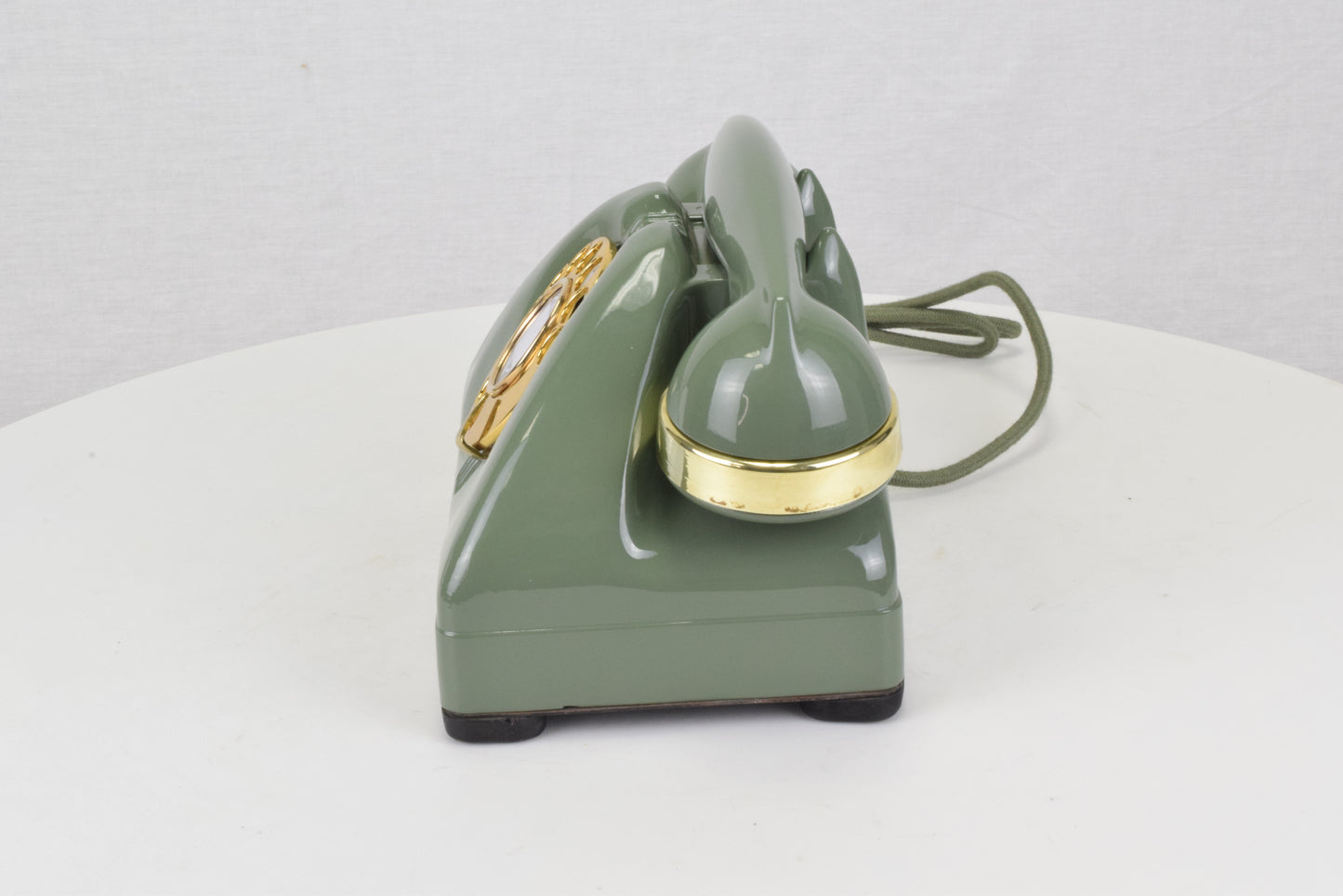 Connecticut - TP-6-A - Moss Green with Brass Trim