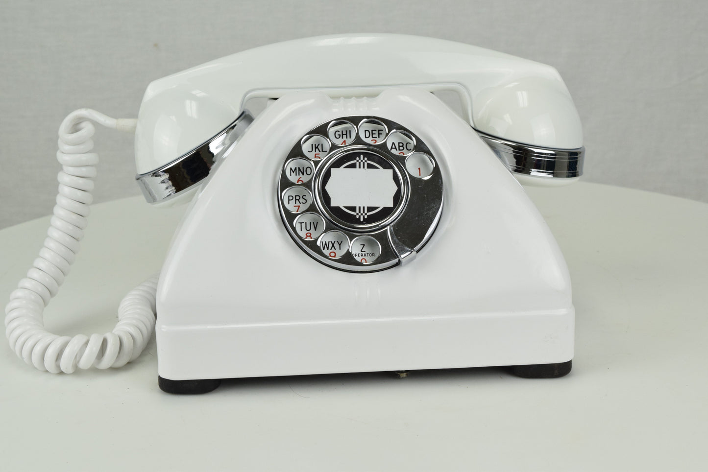 Connecticut - TP-6-A - White with Chrome Trim