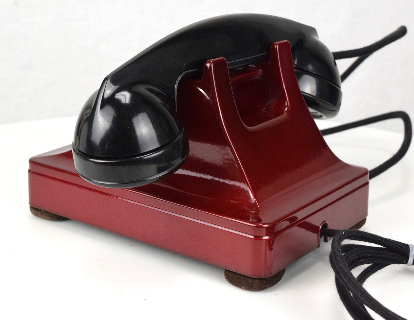 Western Electric 302 - Red Chromium - Pre War - Metal Case