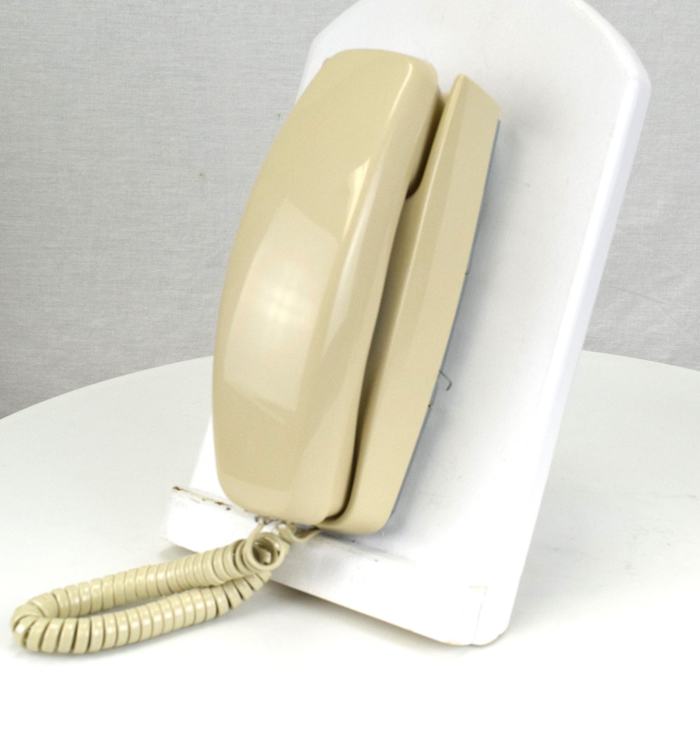 Trimline Rotary Wall Phone in Ivory