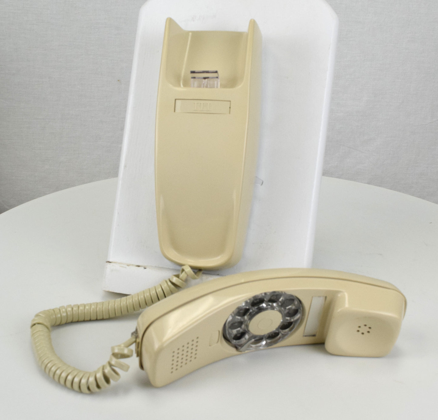 Trimline Rotary Wall Phone in Ivory