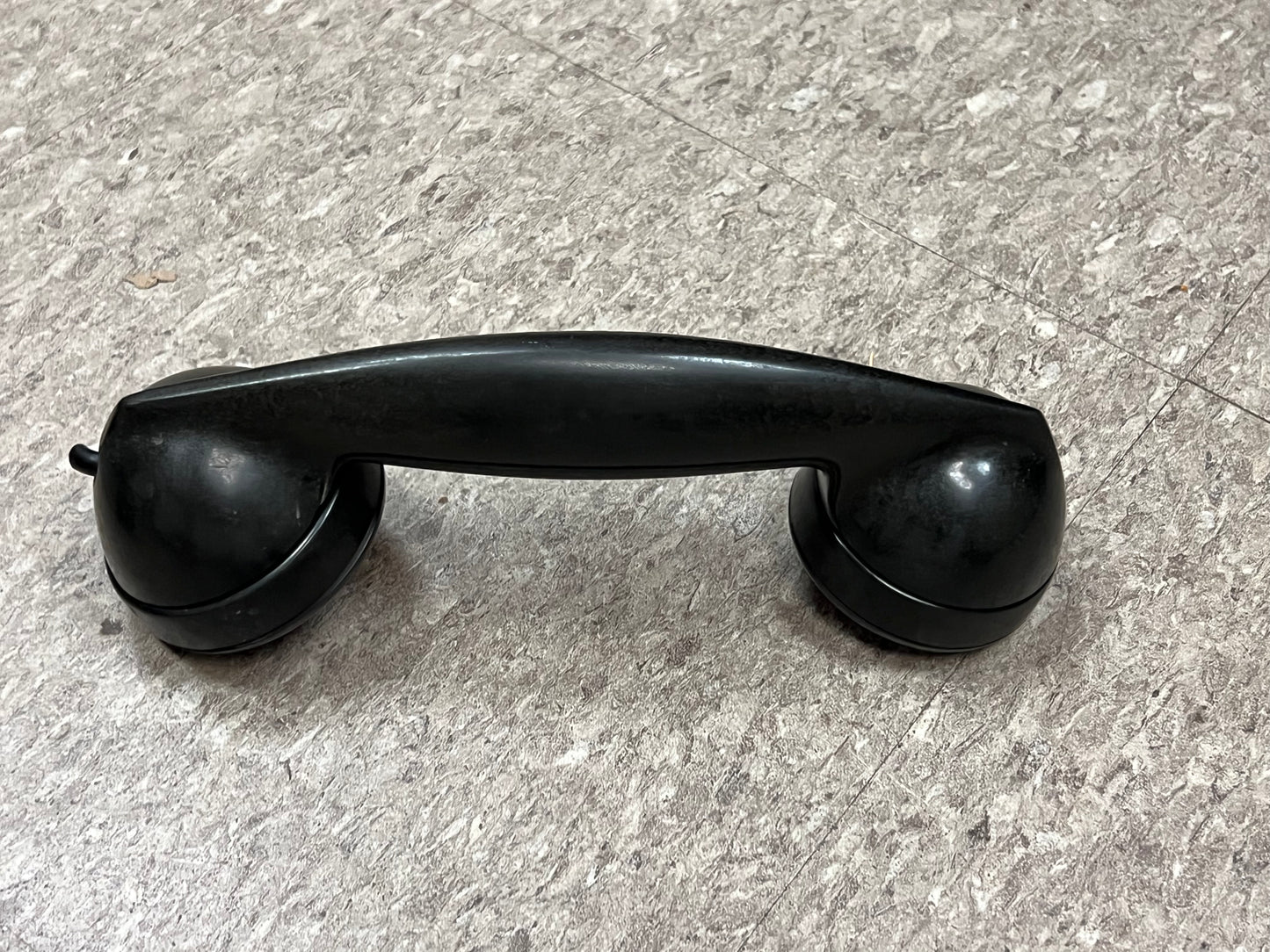 Set of 10 Northern or Western Electric F1 Handsets