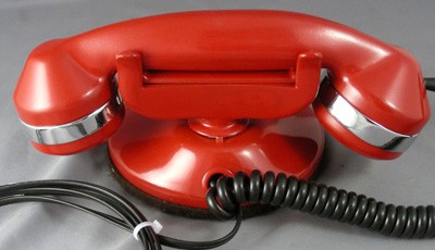 Reproduction Petite Deskphone - Red with Chrome Trim