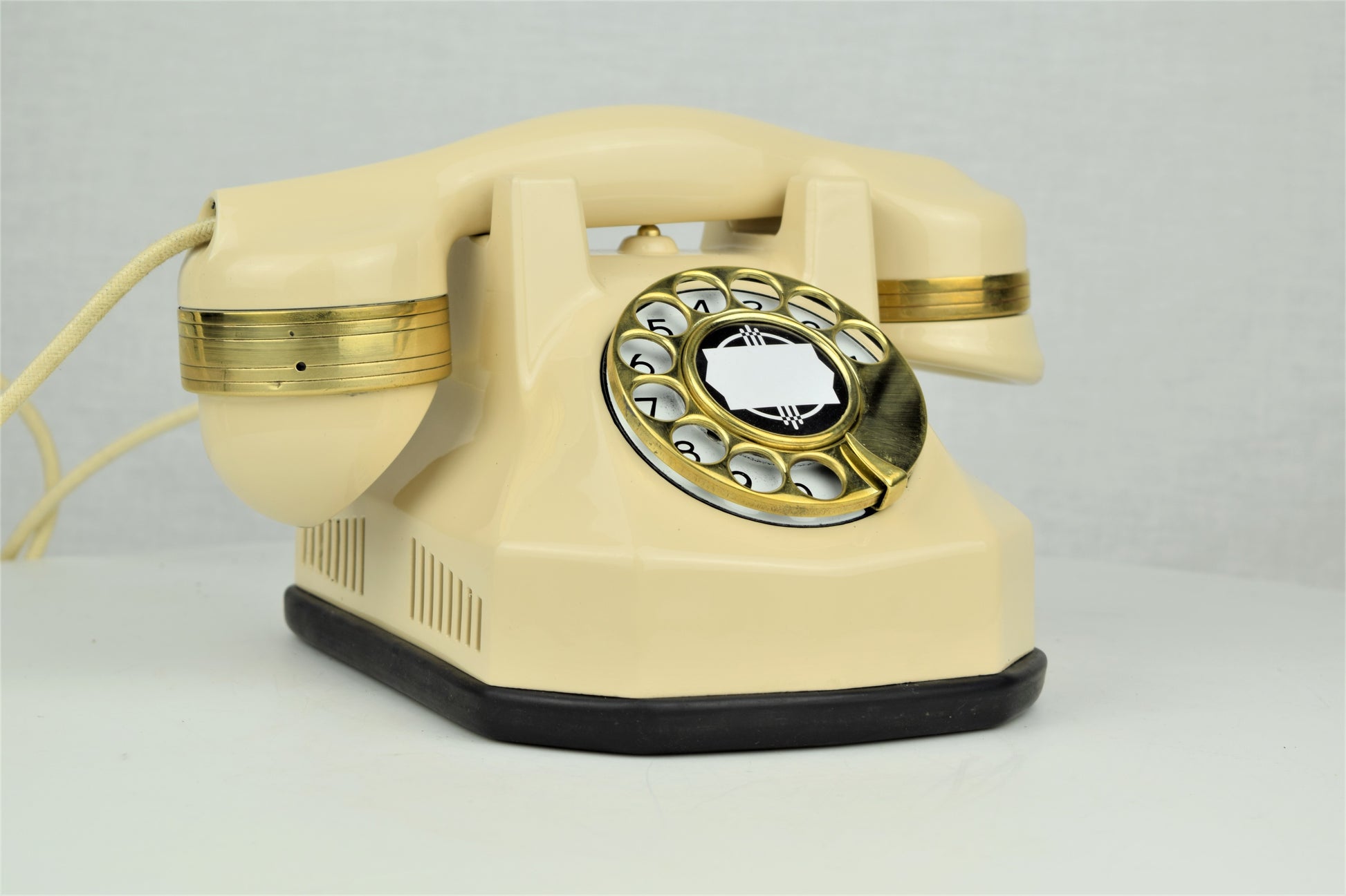 Automatic Electric Type 34 - Ivory with Brass Trim