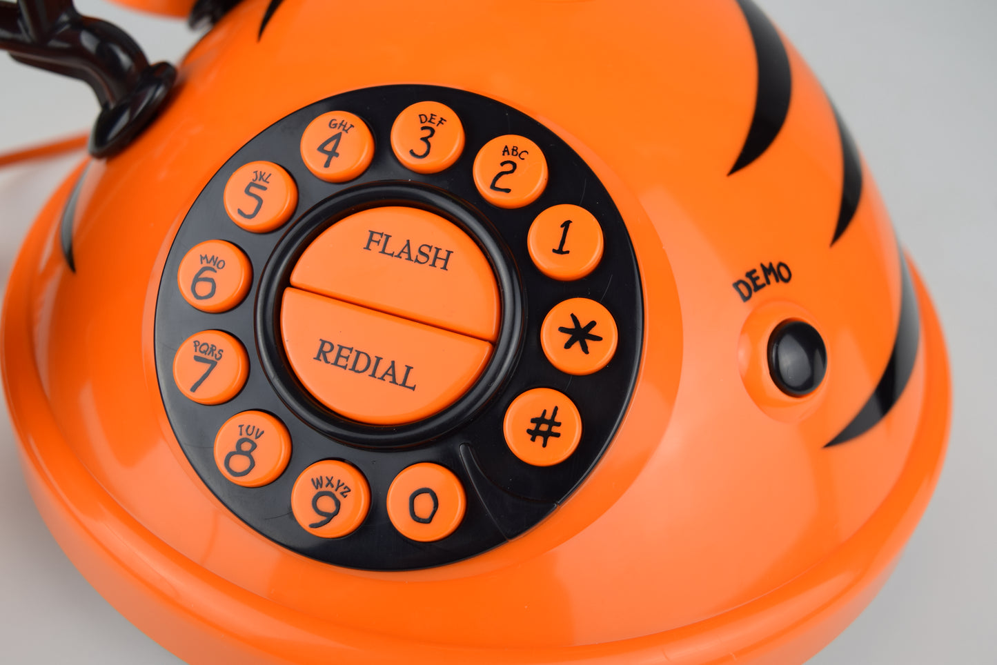 Animated Tigger Phone - Bounces and Talks