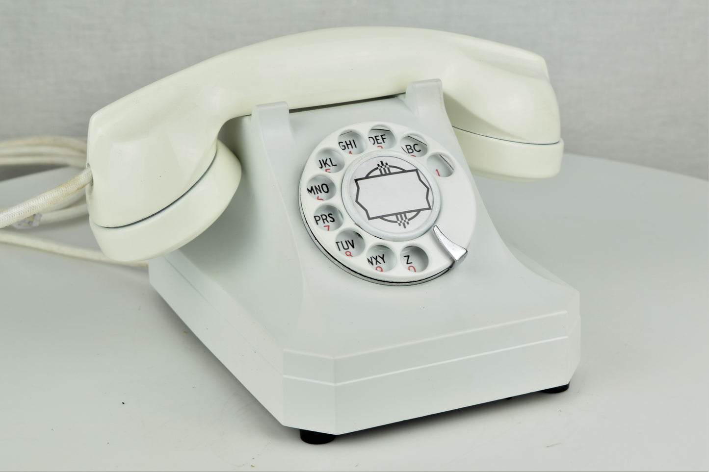 Stromberg Carlson 1243 - White