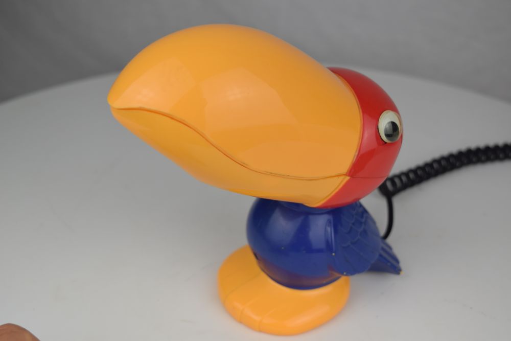 Toucan Phone