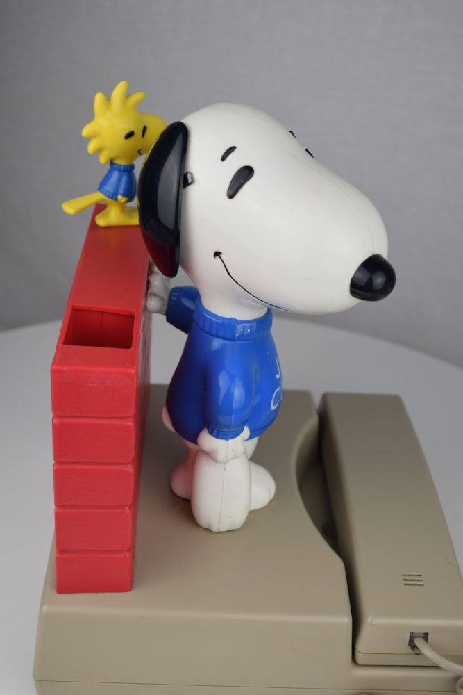 Joe Cool Snoopy and Woodstock Novelty Phone