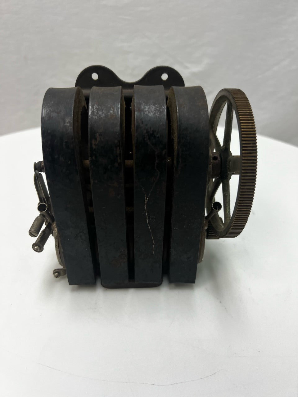 Kellogg 4 Bar Magneto - original condition