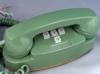 1702 - Green Princess Phone