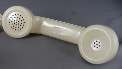 2702 - Ivory Princess Phone