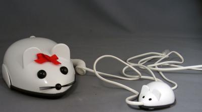 Squeakers Mouse Phone - White