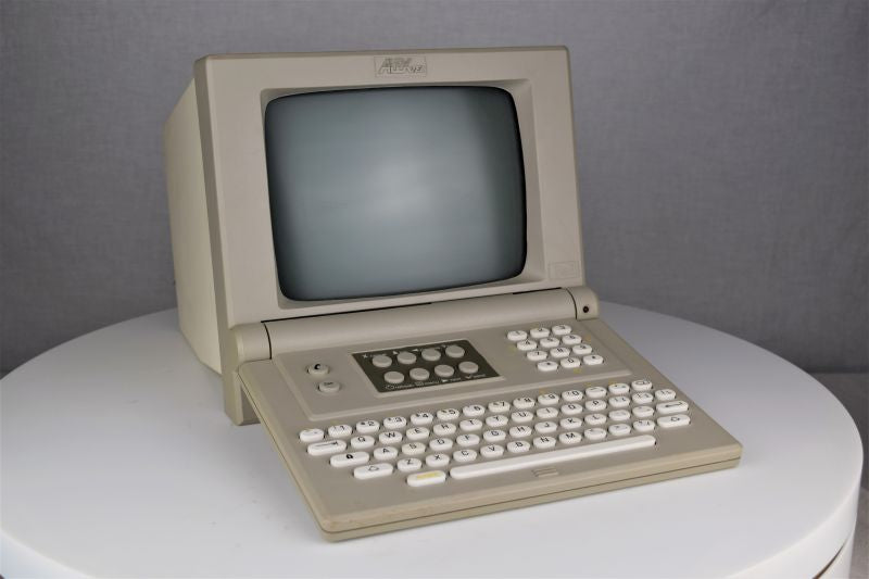 MINITEL 9 NFZ 330 3 EUR 10,00 - FR MINITEL 9 NFZ 330 3 EUR 10,00 - FR