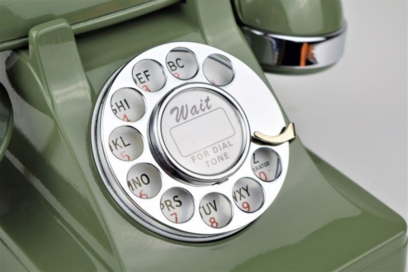 302 - Moss Green - Chrome Trim