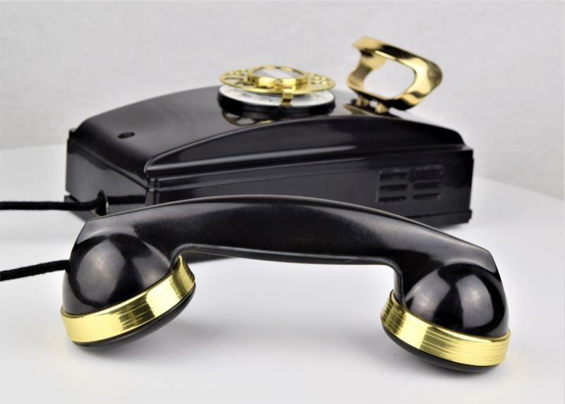 354 - Black - Brass Trim