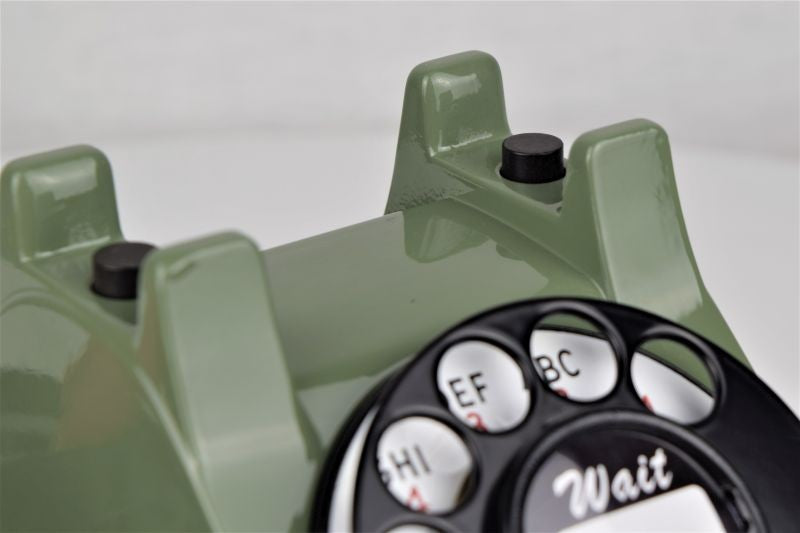 302 - Moss Green and Black
