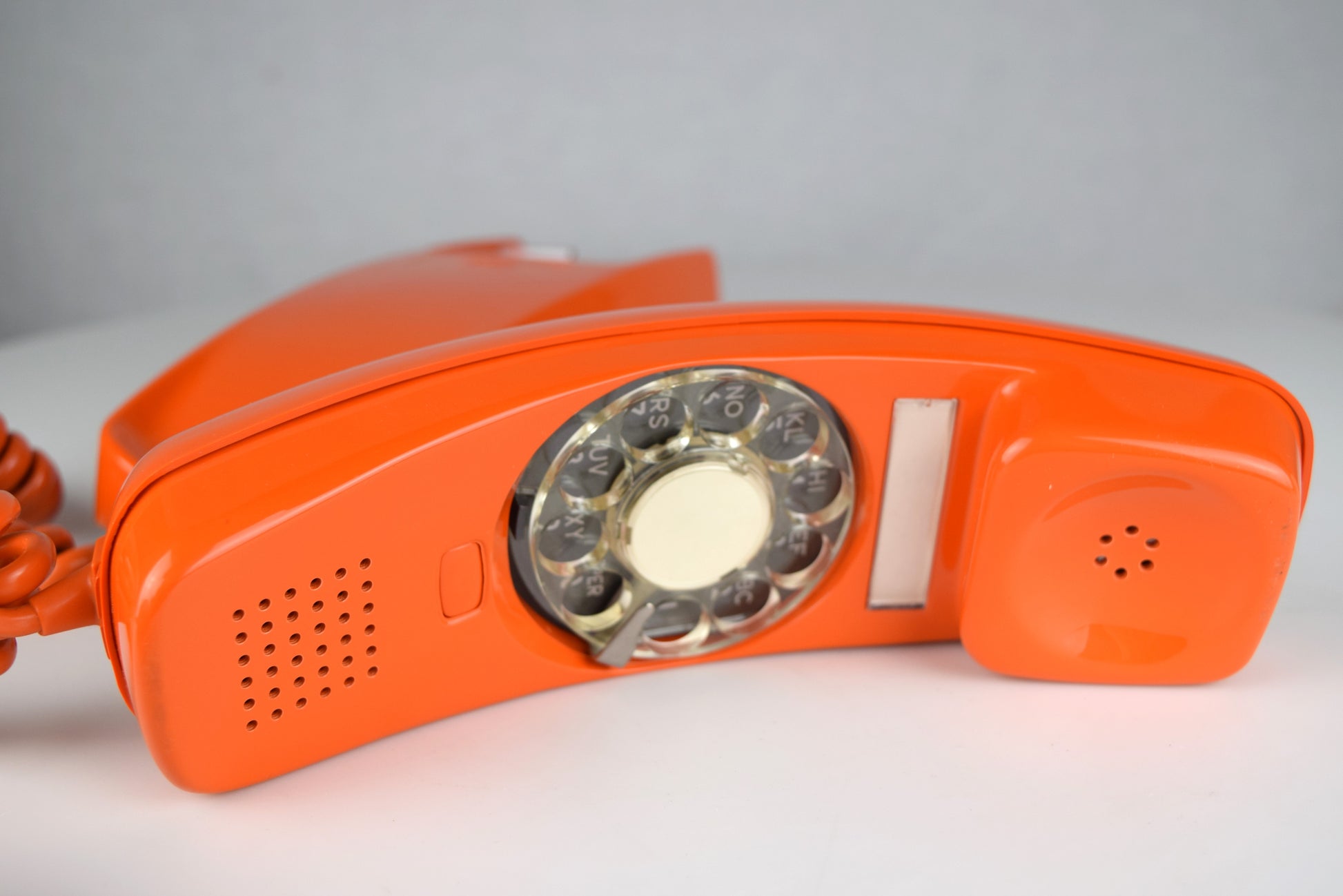 Téléphone vintage orange pop 70 Téléphone vintage orange pop 70