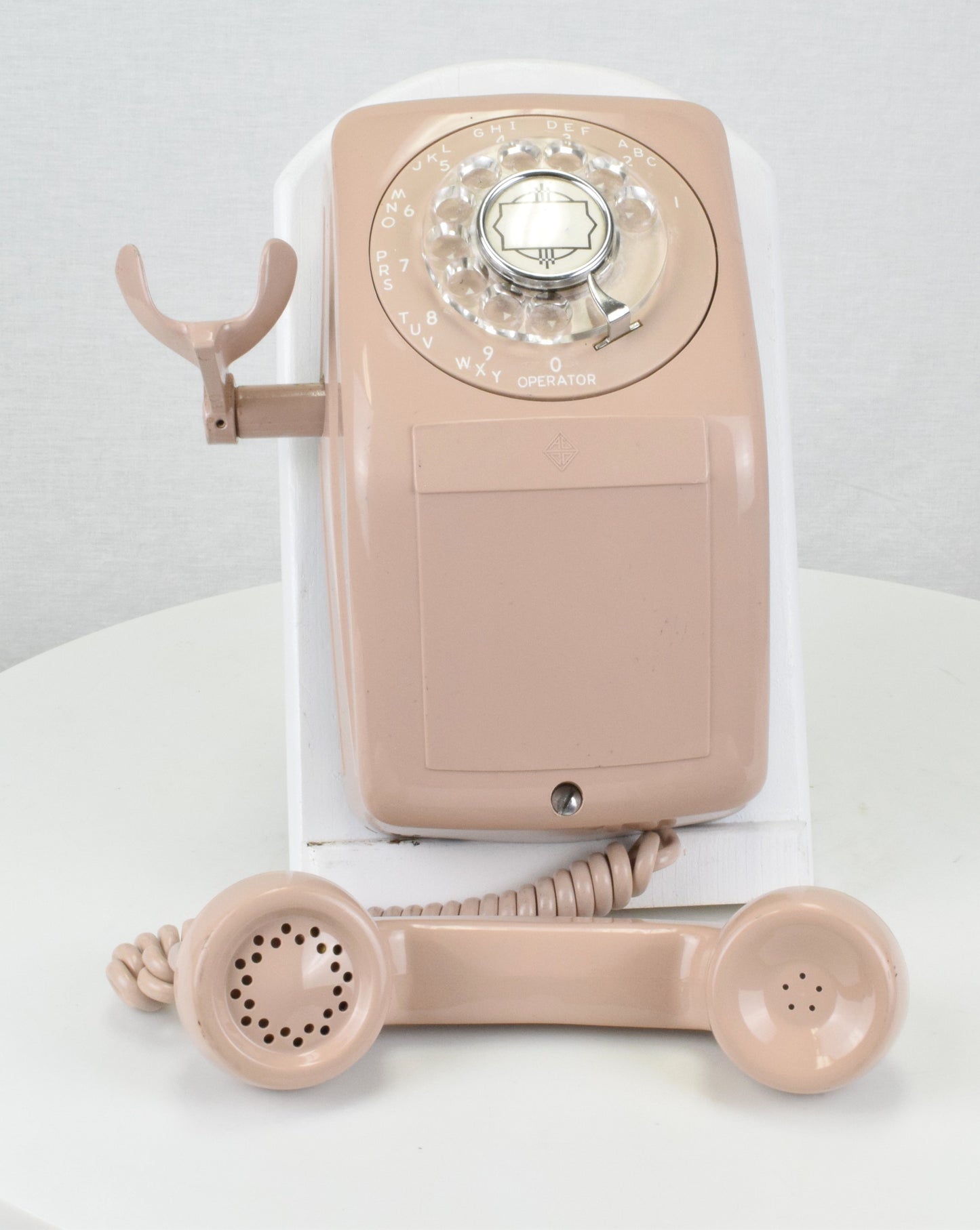 Automatic Electric Type 90 - Beige