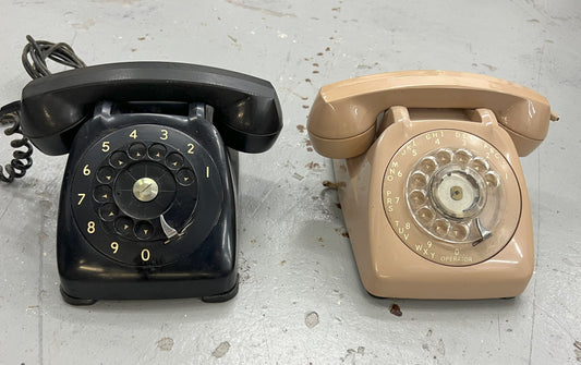 Automatic Electric Type 80 - Black or Beige - Ready to be restored!