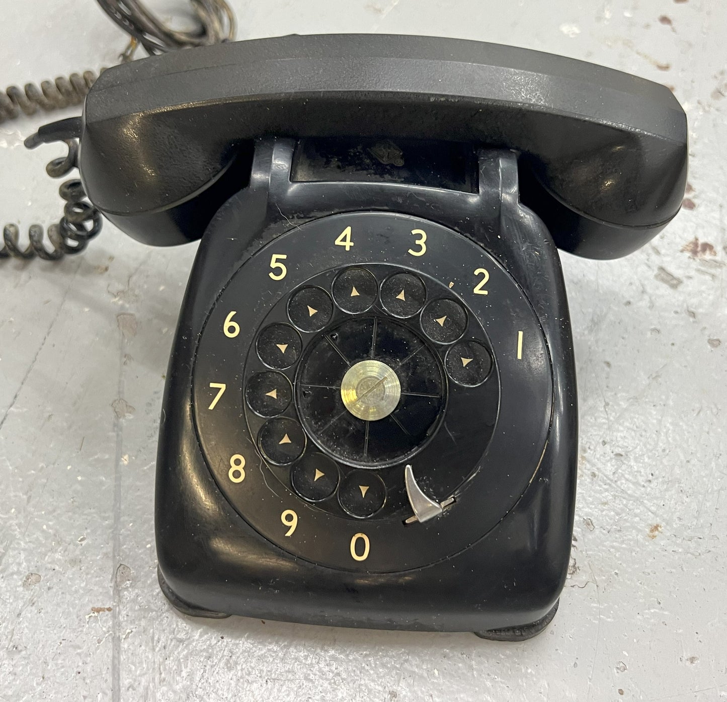 Automatic Electric Type 80 - Black or Beige - Ready to be restored!