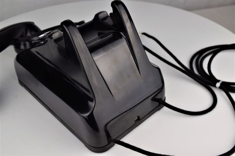 Leich - Covertible Desk / Wall Phone